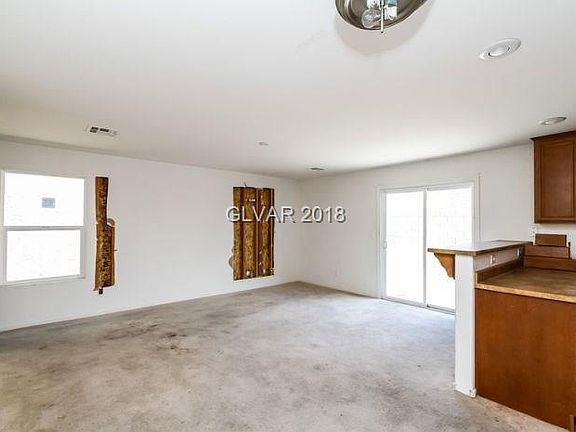 3rd image of 1876 Vida Pacifica St