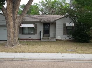 810 N Wichita Dr, Ulysses, KS 67880