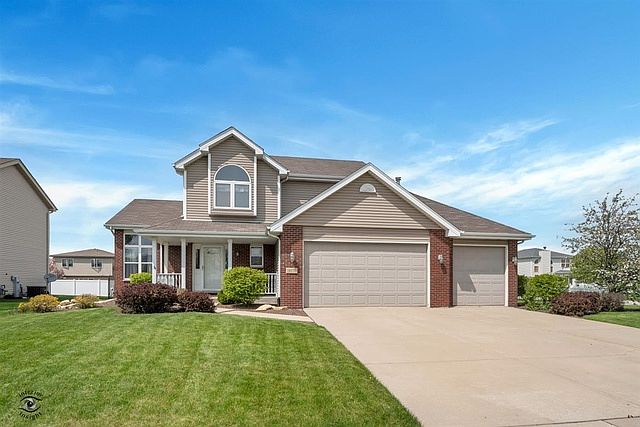 1st image of 16176 W Carlow Cir