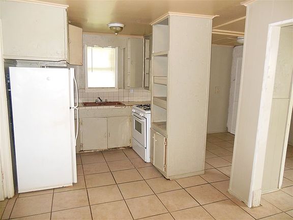 5th image of 645 E Caston 6455 E Caston