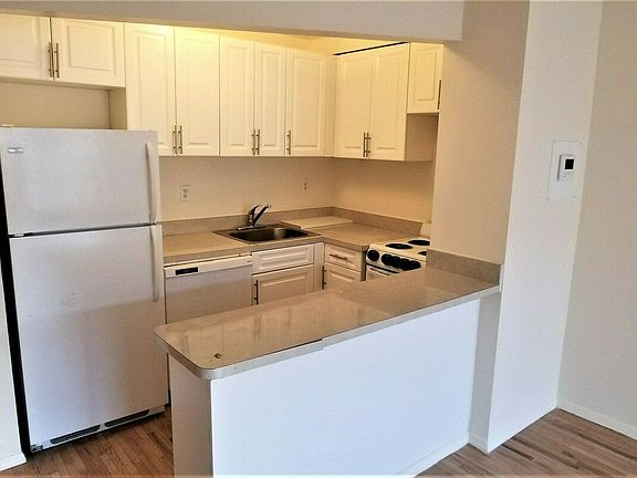3rd image of 422 E 89th St APT 7B