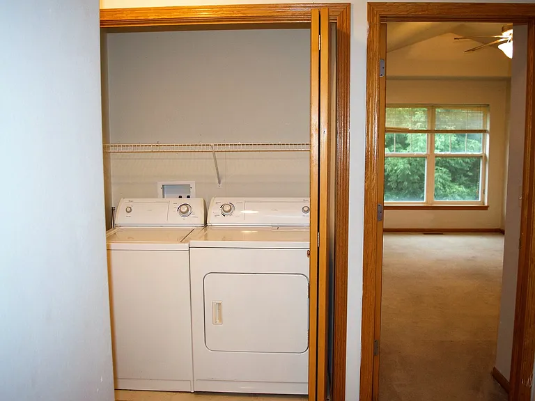 4421 E Court St — Photo 9