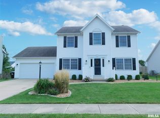 1918 Fieldstone, Washington, IL 61571