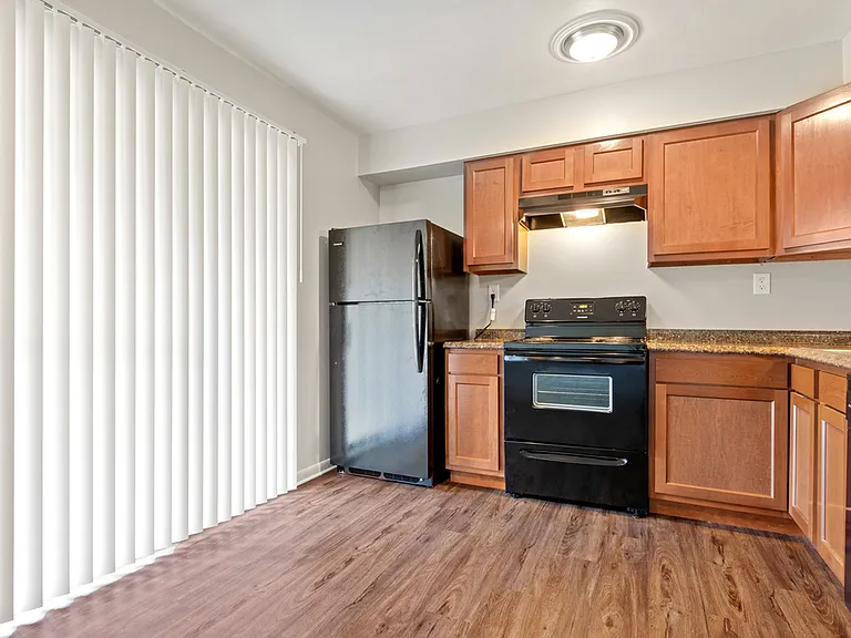 4653 Refugee Rd — Photo 32