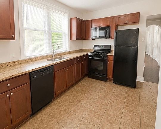 5th image of 8146 S Maryland Ave #1N