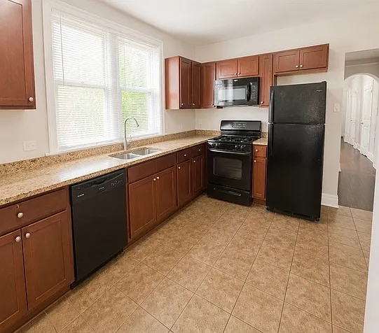 8146 S Maryland Ave #1N — Photo 5