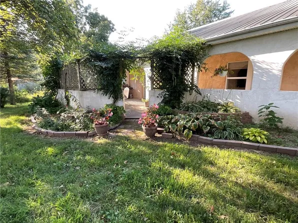 2740 NE 312th St, Turney, MO 64493