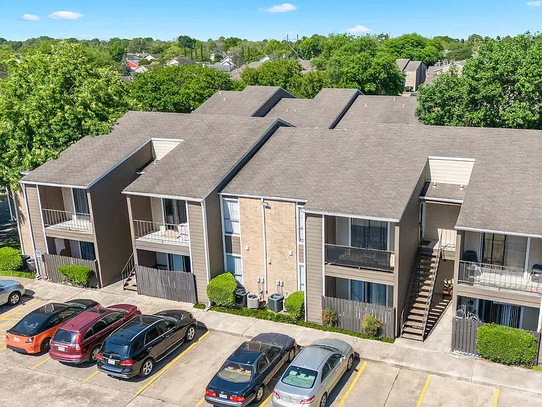 9850 S Kirkwood Rd — Photo 25