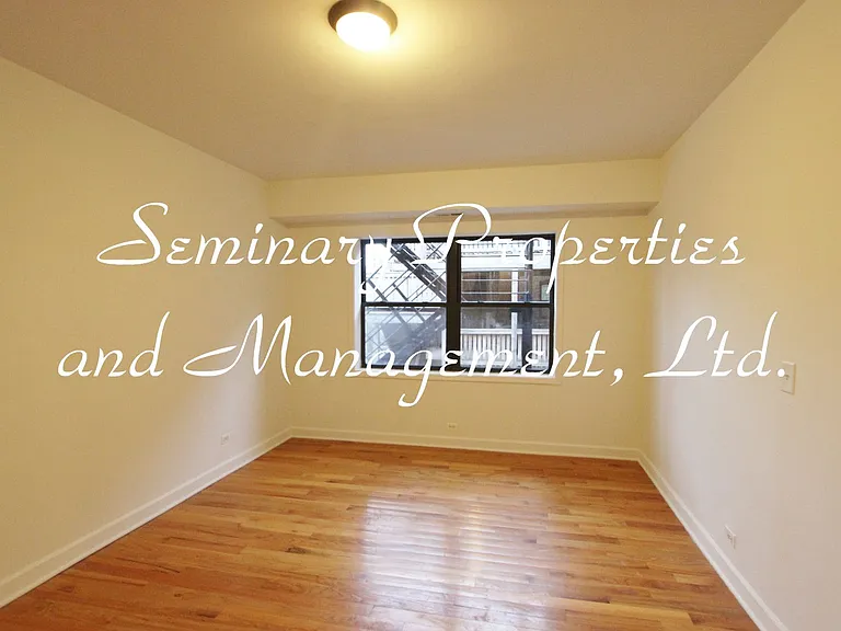 Great apartments in the heart of Uptown, one block from the red line — Photo 38