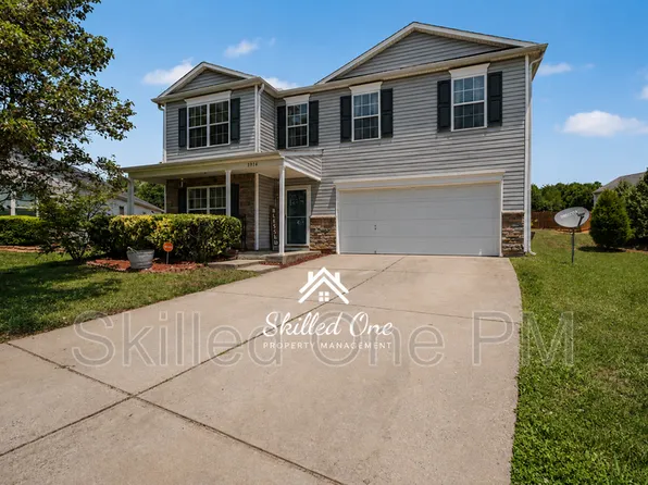 3914 Jack Pine Ct, Greensboro, NC 27406