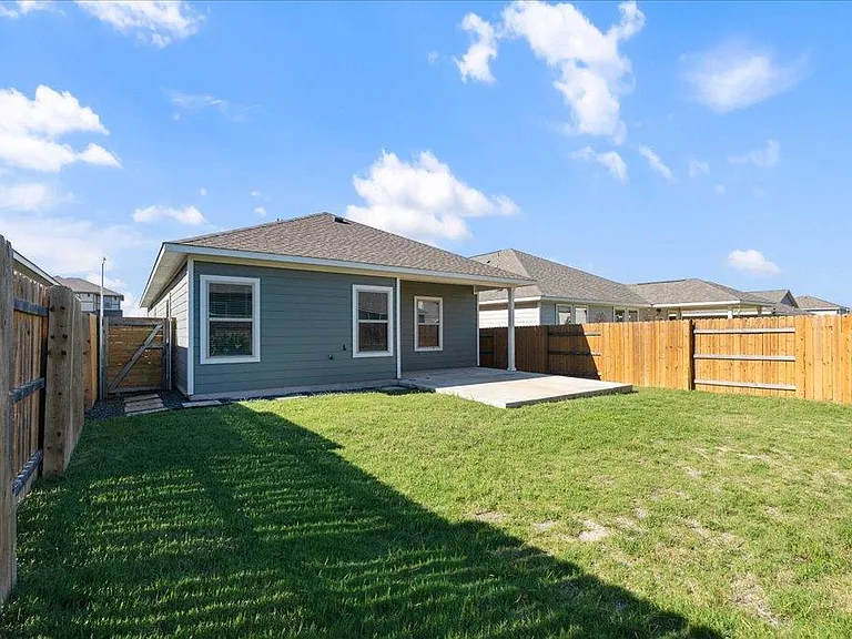 309 Trellis Blvd — Photo 25