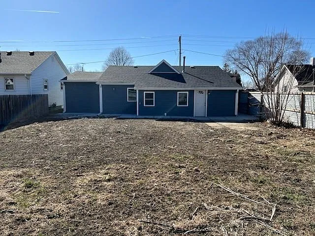 606 Fir St — Photo 17