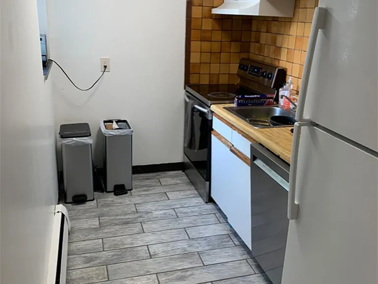 287 Harvard St #33 — Photo 5