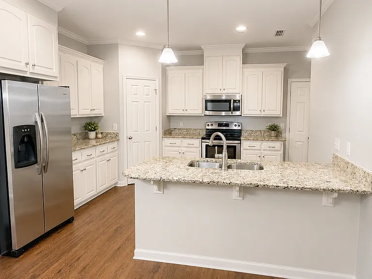 105 Belhaven Dr — Photo 2