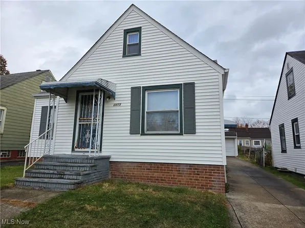 4473 Glenview Rd, Warrensville Heights, OH 44128