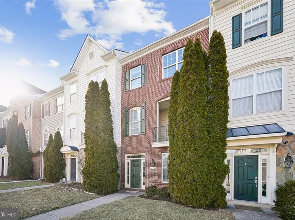 22982 Fox Fire Ter, Ashburn, VA 20148