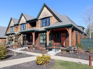 4 Abbey Rd #4, Sherborn, MA 01770