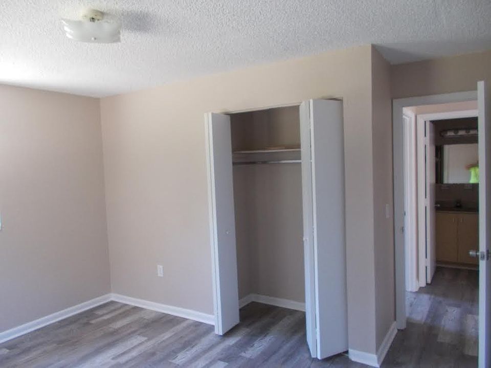 1st image of 1416 N Tropical Ave