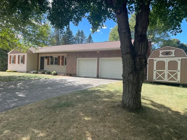 28 Hillandale Rd, Ashburnham, MA 01430