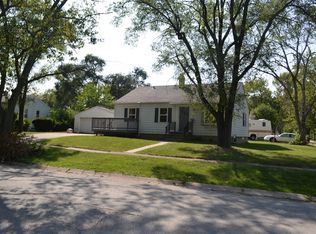 22154 Merrill Ave, Sauk Village, IL 60411