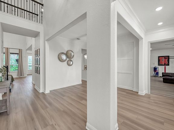 3rd image of 14626 Sterling Ct