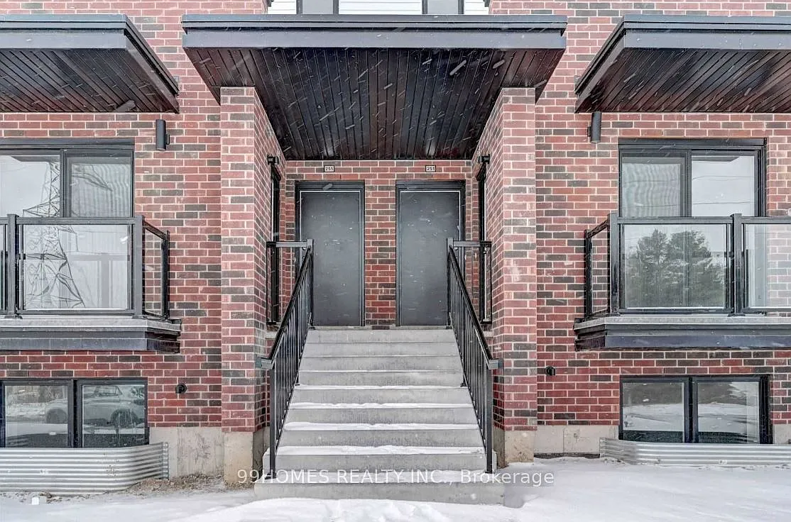 3 bed, $2,300 — Photo 3