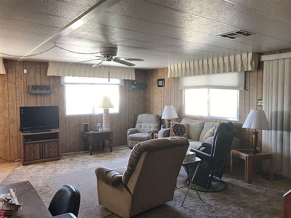 3rd image of 13273 E 43rd Dr