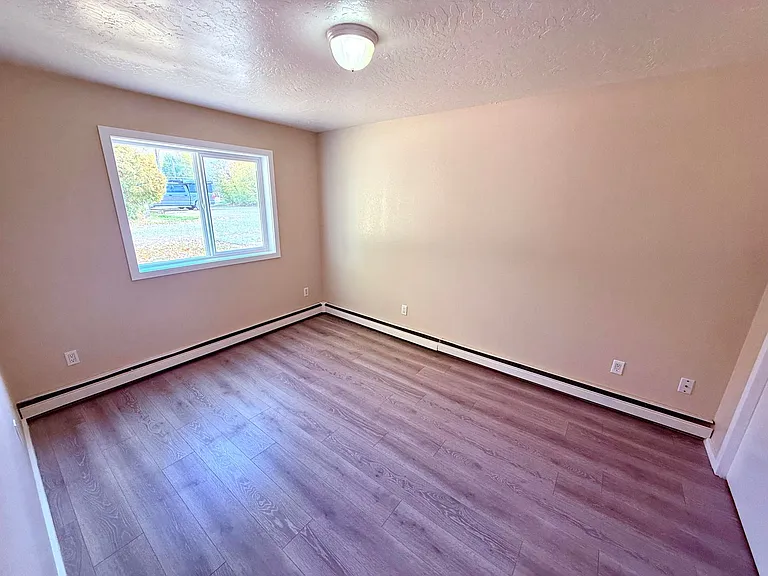 119 Tyler Way — Photo 6