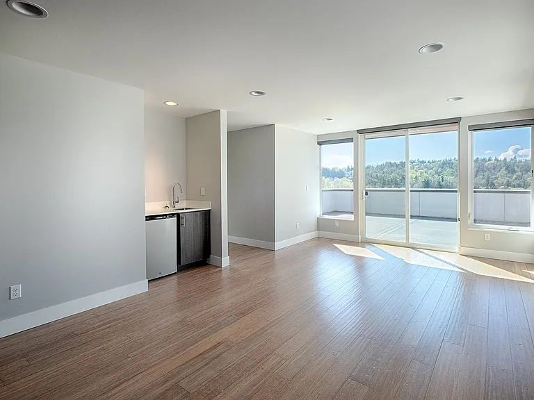 5028 Puget Blvd SW — Photo 33