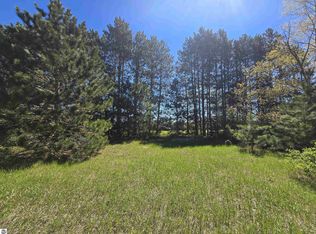 0 N 3rd Rd, Mesick, MI 49668