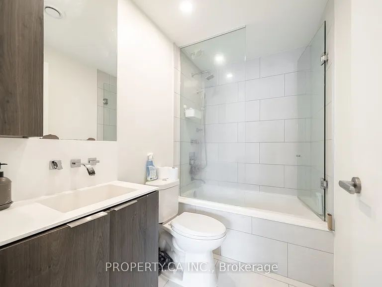12 Bonnycastle St #422 — Photo 12