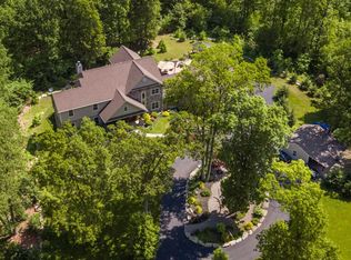 64 Bear Foot Ln, Barto, PA 19504