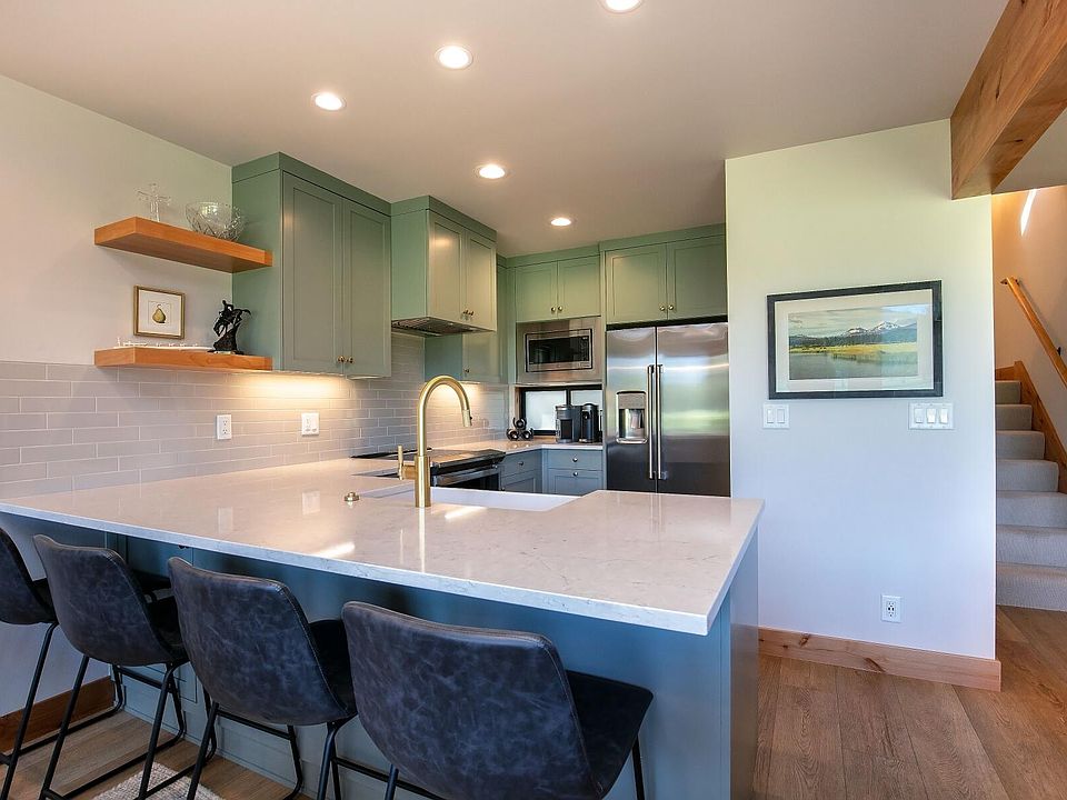 13400 Foxtail Sisters OR Zillow