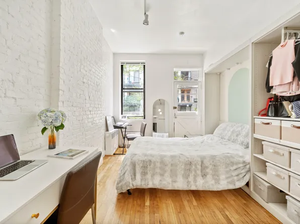 430 East 87th Street image 1 of 6