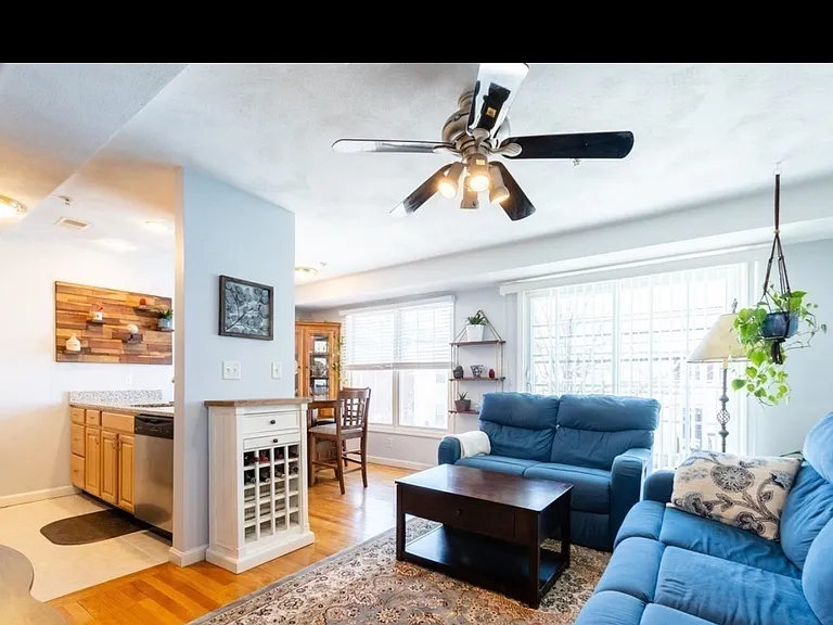 21 Adams St #202 — Photo 1