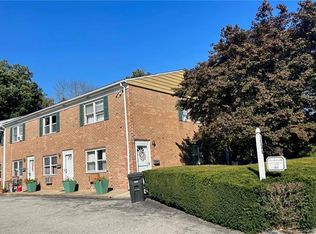 30 Maple Tree Ave #J, Stamford, CT 06906