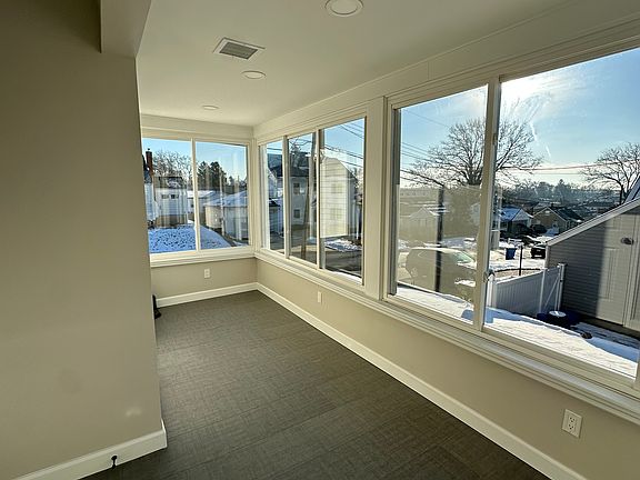 5th image of 27 Lavern St