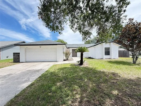 9923 Castleton St, Orlando, FL 32817