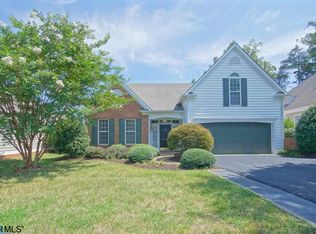 1174 Courtyard Dr, Charlottesville, VA 22903