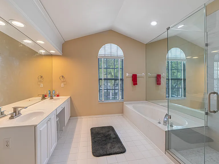 21486 Saint Andrews Grand Cir #16 — Photo 8