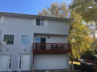 713 E Burlington St APT D, Iowa City, IA 52240
