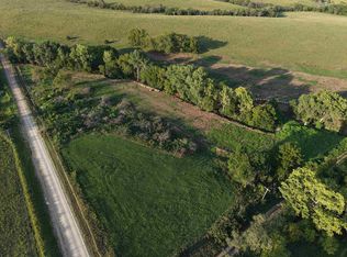 1231 S 300th Rd, Council Grove, KS 66846