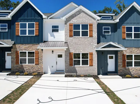 3036 Three Creeks Dr NW, Cleveland, TN 37312