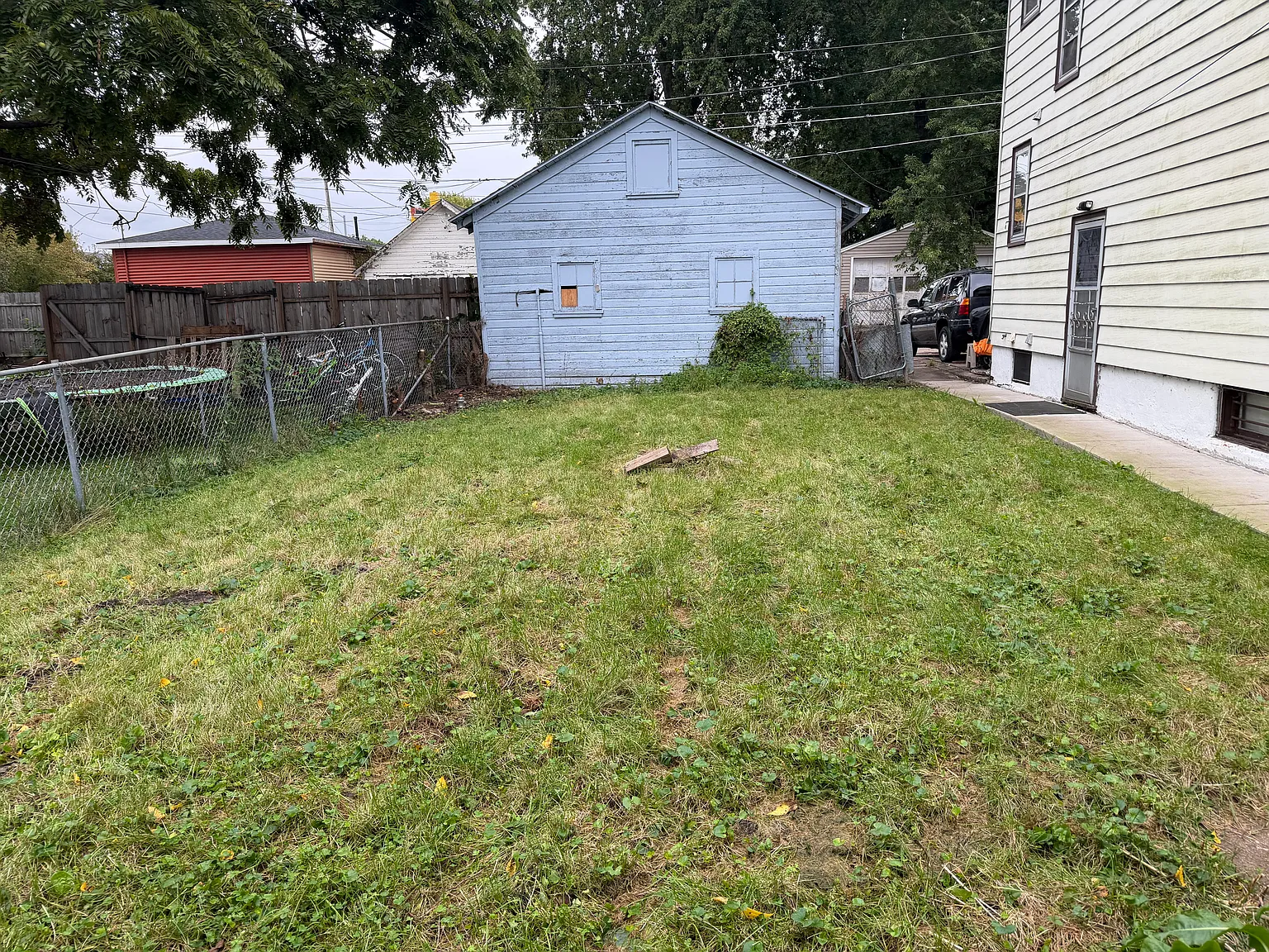 2 bed, 700 sqft, $800 — Photo 3