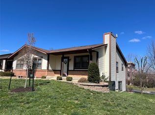 1 Wenona Dr, Washington, MO 63090