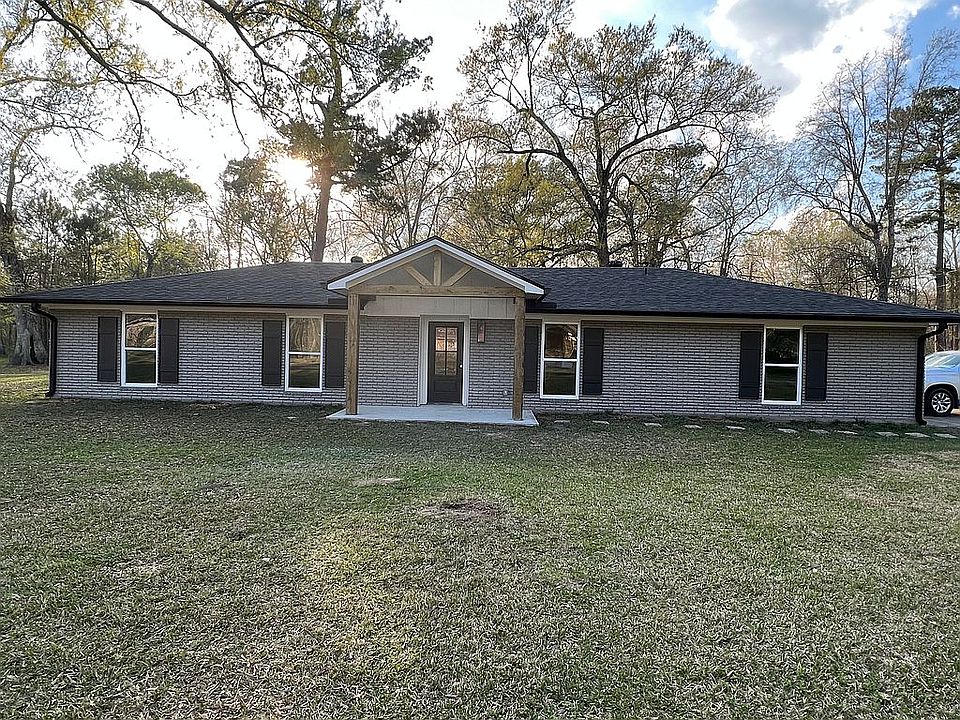 1st image of 120 N Mayhaw Dr