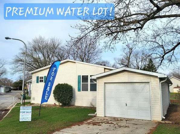 212 Big Peninsula Rd #96, Elgin, IL 60123