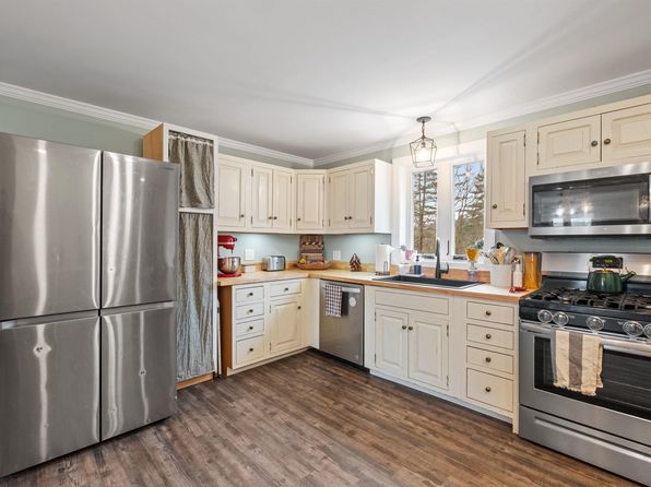 212 Chelsea Road, Corinth, VT 05039