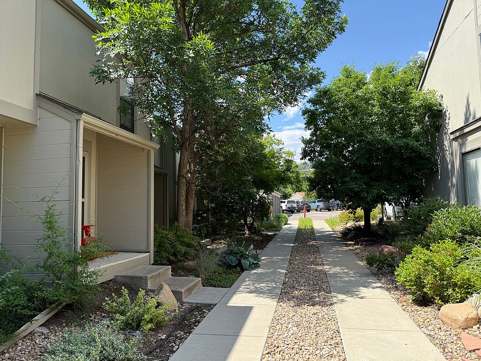 Lovely mature landscaping well maintained by the HOA
