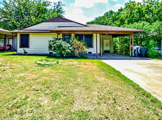 2016 E Cherry St, Sherman, TX 75090